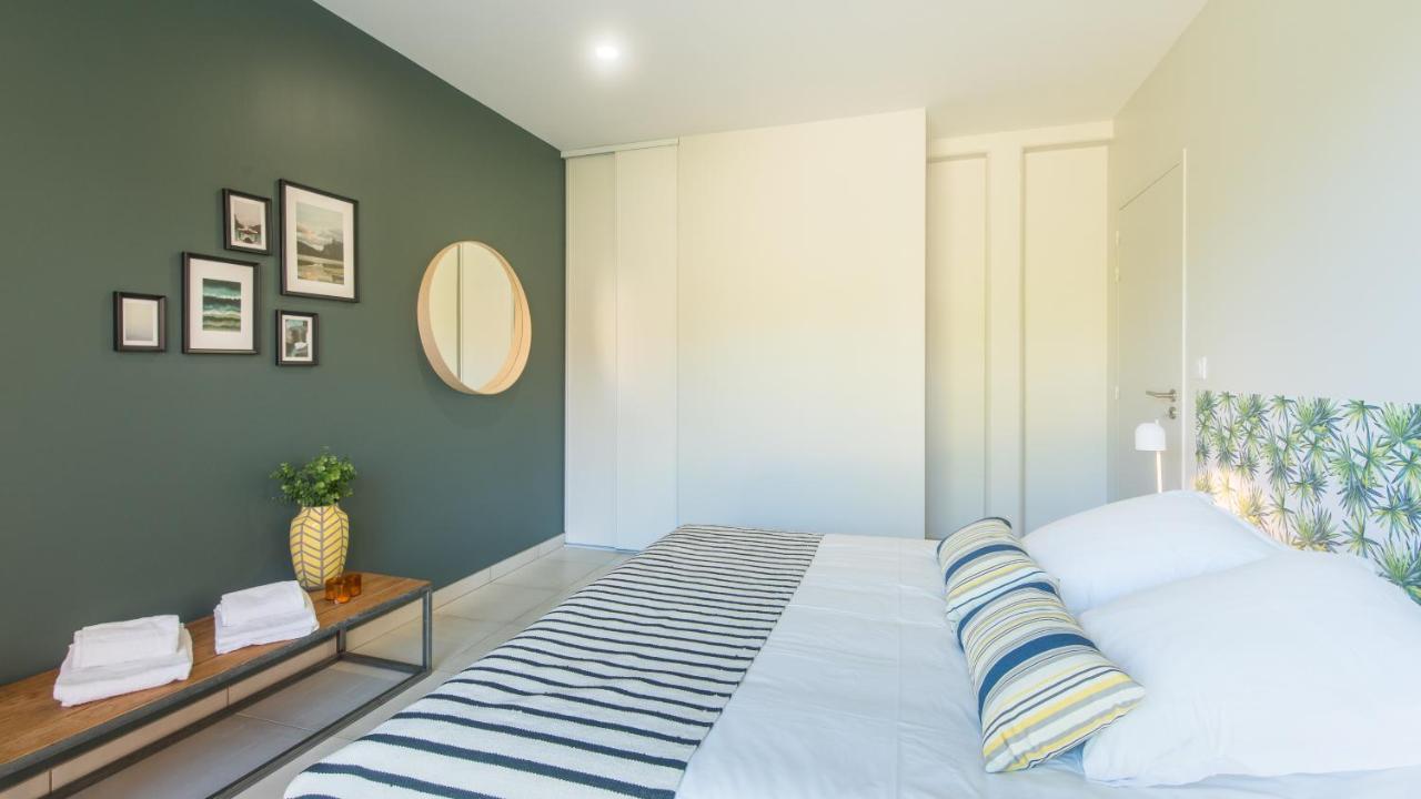 Apartamento Plein Sud avec Jacuzzi Privatif et parking privé Sarlat Exterior foto